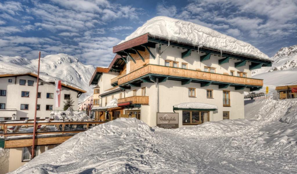 Hotel Arlberghoehe Sankt Christoph Am Arlberg Εξωτερικό φωτογραφία